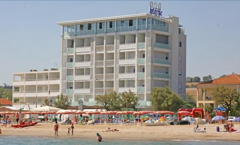 Hotel Atlantic เซนีกัลเลีย ภายนอก รูปภาพ