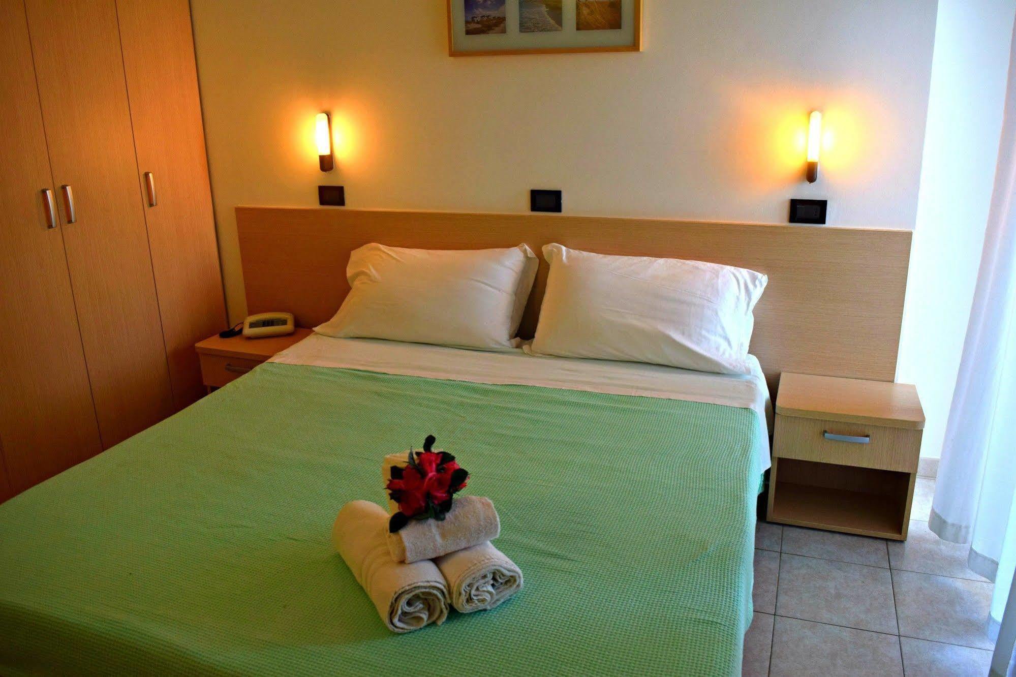 Hotel Atlantic เซนีกัลเลีย ภายนอก รูปภาพ